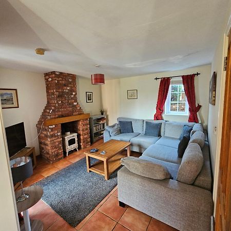 Tarporley Holiday Cottage Exterior photo